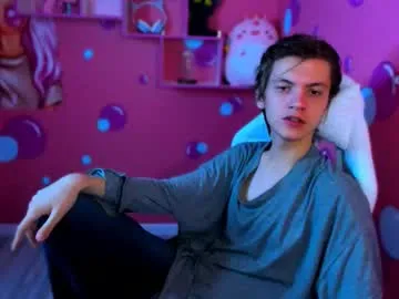 otto_williams — GOAL: ahegao [29 tokens remaining] cute eyes only in public #18 #twink #new #young #feet