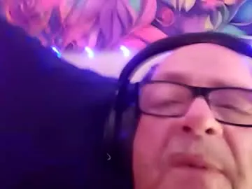 ou8124824 — Freechat on Chaturbate