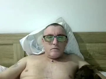 ozzie_male77 — Ozzie_male77's show cock and jerk off 150 tokens