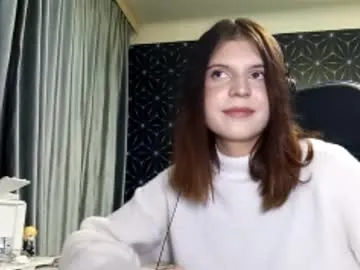 pamelamcmeen — Squeezy my ass x  #new #18 #cute #shy #nonude [40 tokens remaining]