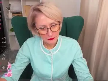 pamellamurphy — make it nice nurse [69 tokens left] #milf #mature #new #lovense #bigboobs