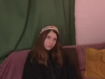 pamilarakestraw — hello cb  im daniella ^^ its my day   goal: show outfit #shy #brunette #feet #young #new [55 tokens remaining]