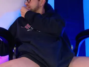 pato_lavida — GOAL: MASTURBATION WITH OIL  Show me your precum  #hairy #cum #bigballs #smallcock #ass