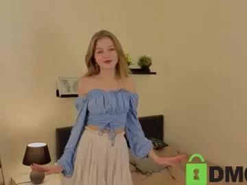 patricia_perry — GOAL: water boobs+lick mouth [55 tokens remaining] Welcome to my room! I`m Vicki, newbee here, but let`s make some fun! ^^ #new #18 #shy #teen #natural