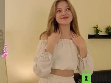 patricia_perry — GOAL: tour of my body+water show [111 tokens remaining] Welcome to my room! I`m Vicki, newbee here, but let`s make some fun! ^^ #new #18 #shy #teen #natural