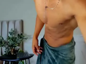 percy_god —  #cum Show #bigcock #ass #18 #cum #pvt [1500 tokens remaining]