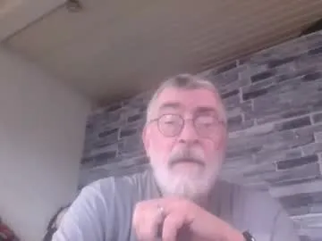 pinholder — Freechat on Chaturbate