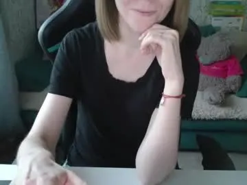 pink_martinis — Goal: I will tease you #cute #new #c2c #feet #tease - Next Goal: Dance for you