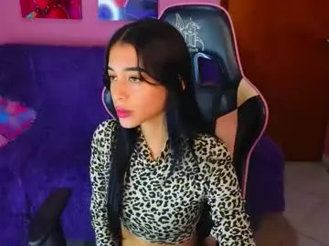 pinkygirl20 — GOAL: Naked [278 tokens remaining] Welcome to my room! #skinny #tattoo #cute #latina #dirty