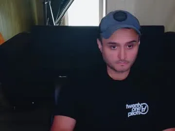poo_c_licker213 — Freechat on Chaturbate