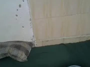 prettyboyz11 — Prettyboyz11's room
