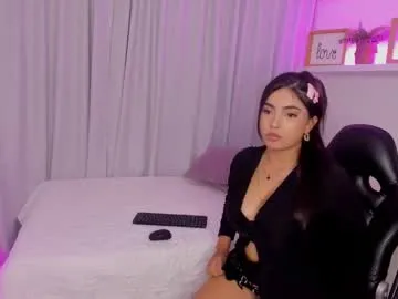 pucca7 — GOAL: Sexy Dance [22 tokens remaining] Today I don't want beautiful words ... I want you to make me feel them. #feet #bigboobs #cute #latina #new