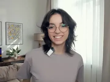 quietly_hot — wish me good luck?! im Eliza....first steps here:) #18 #shy #new #young #teen [0 tokens remaining]