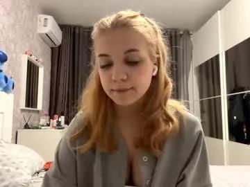 randareidling — GOAL: I feel a bit shy... but I want to try my first soft dance for you [45 tokens left] #new #18 #shy #natural #nonude