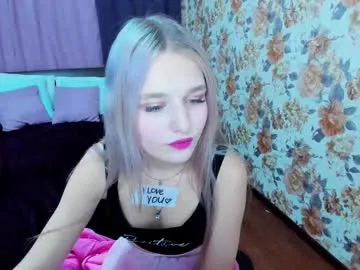 rebeccachamb — Hey! Im new here, lets met each other tip 2/22/222 if you like me to make me smile #new #young #student #nonude #nonnude