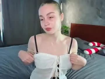 refugiogouldman — Goal: Flash boobs-  I'm Mia, I'm #18 yo and I'm #new here.Let's get acquainted! #young #lovense #teen [70 tokens remaining]
