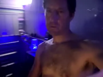 revitup2000 — Freechat on Chaturbate