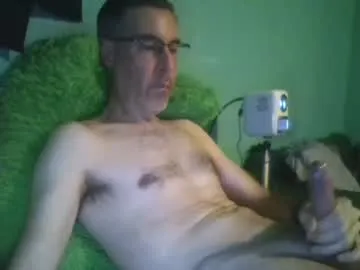 reyes_albert2006 — Freechat on Chaturbate