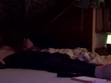 rhumgom40 — Freechat on Chaturbate