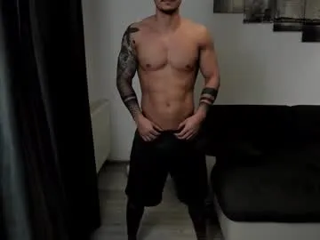 richarddarell — Strip/PVTopen #master #bigcock #findom #muscle #young #daddy #dom [500 tokens remaining]