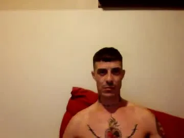 rober777xxl — Freechat on Chaturbate