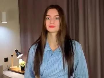 rosamunoz — its my fist day here! for good start! #shy #new #teen #cute #18 [100 tokens remaining]