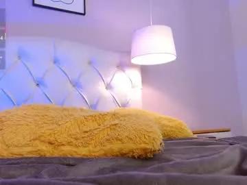 rosee20_ — GOAL: GET naked fingering pussy [81 tokens remaining] Control lush in pvt darling <3 #squirt #anal #smalltits #halloween #lush