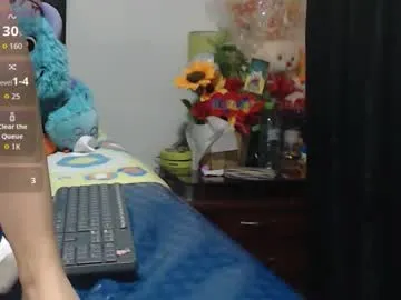 roshy_multisquirt — SQUIRT #squirt #wet #latina #feet #lovense [200 tokens remaining]