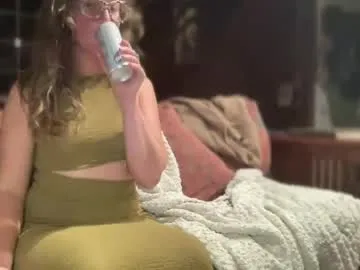 rubywavesback — Freechat on Chaturbate