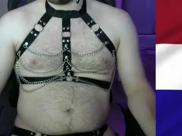 ryanbi38 — Current Goal: Show Dick at 50 tokens -- Next Goal: Get hard -- Daddy is here, and gives you fun, dick and cum #gay #c2c #hairy #dutch #cum