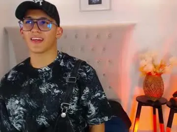 salvadorfit_ — Hello, I'm so horny - #bigcock #muscle #feet #young #latino