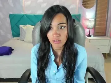 samantha__gomez1 — GOAL: Hand bra [70 tokens remaining] do you want to talk a bit? #feet #latina #dildo #squirt #nonude