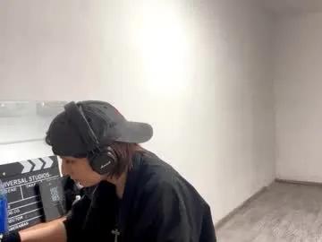 samdenafo — GOAL: Lower my skirt and show my tommy [30 tokens remaining] Welcome to my room! #18 #shy #new #teen #nonude