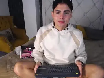 samu_foxxx — Sexy Boy ready for u - Multi Goal: Naked show [150 tokens left] #twink #young #skinny #bigcock #gay