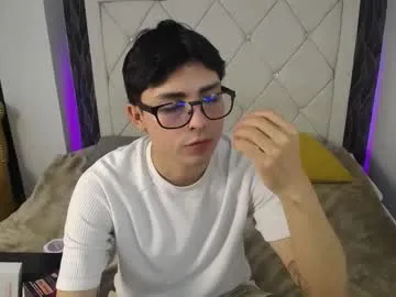 samu_foxxx — Sexy Boy ready for u - Multi Goal: Naked show [150 tokens left] #twink #young #skinny #bigcock #gay