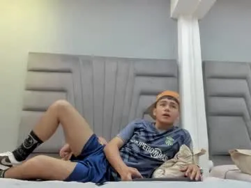 sandro_filipi — CUM SHOW!  #latino #bigcock #cum #young #uncut [999 tokens remaining]