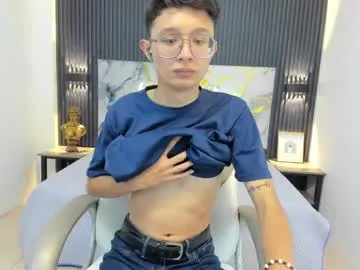 santiago_russo18 — GOAL: Get Naked [100 tokens remaining] Welcome to my room! #asian #cum #18 #skinny #shy