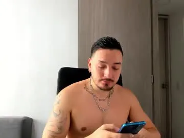 santiduque11 — Freechat on Chaturbate