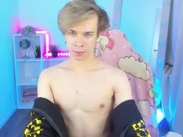 santoire — Hey guys! I'm Santo and i new here! goal:  JERK OFF [238 tokens left] #new #twink #young #skinny #shy