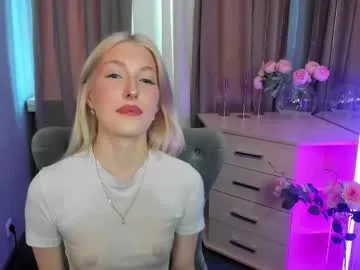 sarrah_blush — eye contact #new #18 #smalltits #teen #shy [10 tokens remaining]