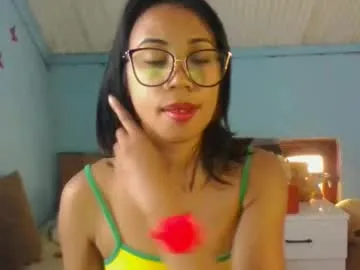 sashatight — Freechat on Chaturbate