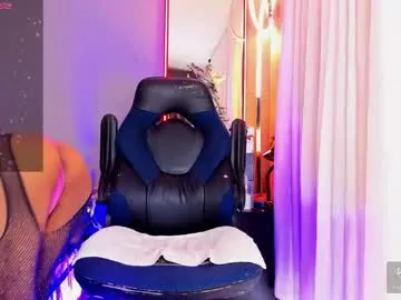 saylor_queen — GOAL: show feet [18 tokens remaining] Hello guys I'm new here, I'm ready to be fucked and get your  cum #femboy #latino #new #trans #cum