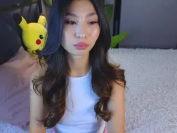 scarlet_ice — GOAL: show my outfit! [25 tokens remaining] hey, tanks!  #asian #brunette #teen #blowjob #cute