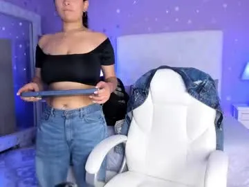 scarlette_15 —                - Multi-Goal :  Full naked #bigboobs #latina #anal #bigass #curvy