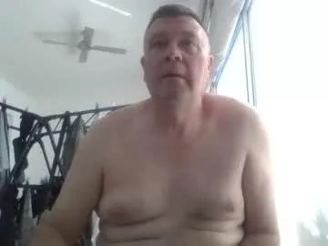 scoobs71 — tip 25 tokens to have a flash of your choice    #aussie #beefy #comesayhi #scoobsroom #perky #thick #cut #daddy!   PLEASE PUT YOUR FLASH REQUEST IN TIP NOTE [25 tokens remaining]