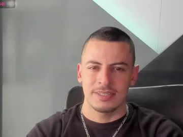 scotty_music — GOAL: cum now [515 tokens remaining] Let me know what you like to hear #bigcock #muscle #cum #lovense #hairy