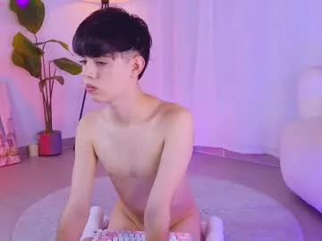 sebbyross — GOAL: SHOW CUTE HOLE [99 tokens remaining]     #femboy #lovense #gay #18 #twink
