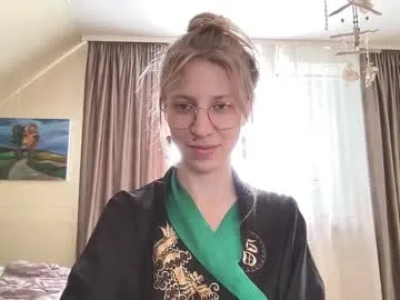 senseinner — Senseinner's room #nonude #natural #white #glasses #goddess