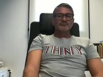 sesamechris92 — Freechat on Chaturbate