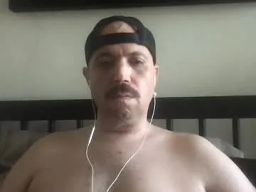 sfgiants1982 — Freechat on Chaturbate